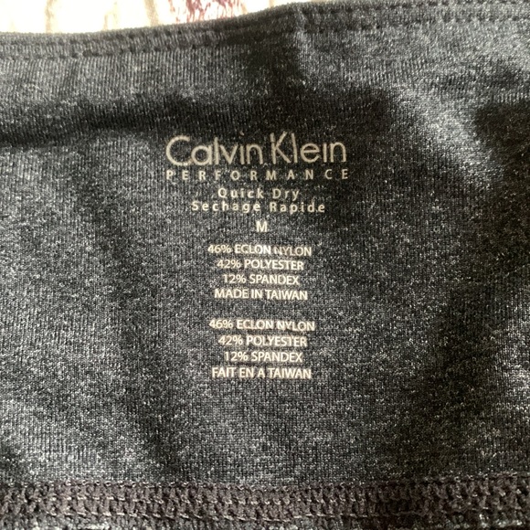 Calvin Klein Yoga Pants - Picture 3 of 4